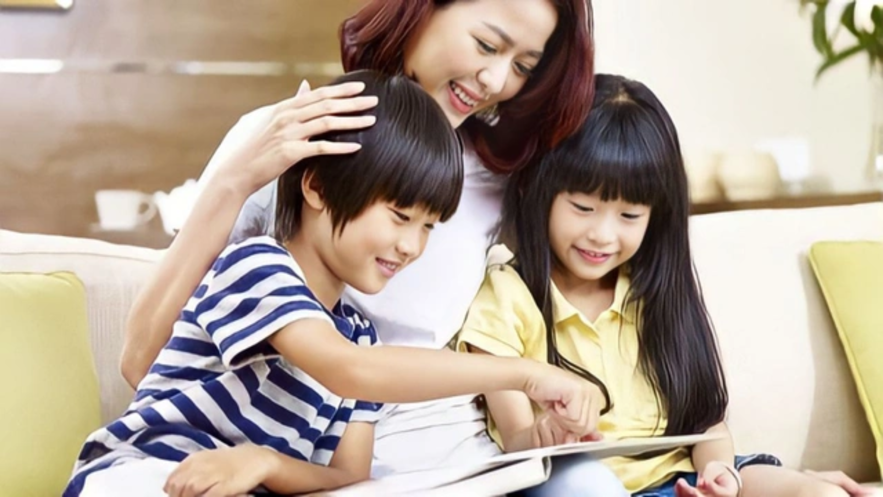 Hình ảnh gia đinh yêu thương nhau 37