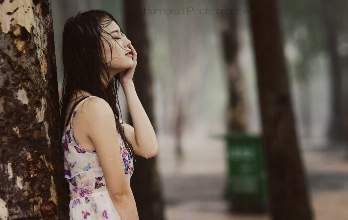 hinh con gai khoc 21 Hình con gái khóc 21