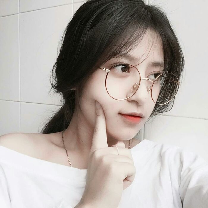 hinh gai xinh deo mat kinh 4 Hình gái xinh đeo mắt kính 4