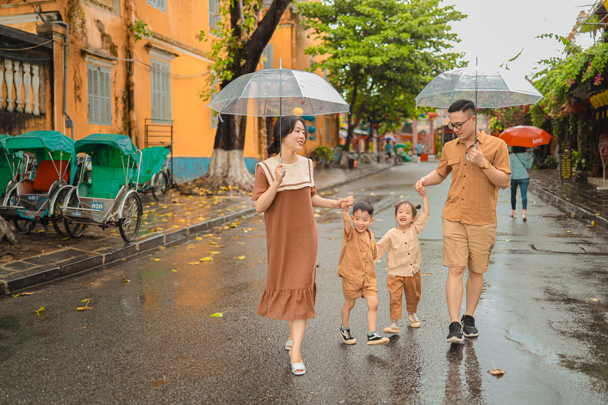 Hình ảnh gia đình 2 con 25