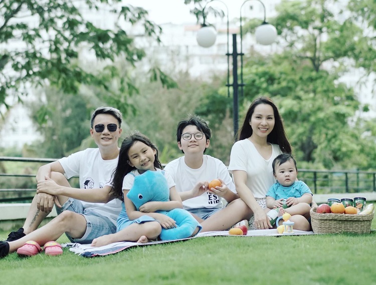 hinh anh gia dinh dong con 10 hình ảnh gia đình đông con 10