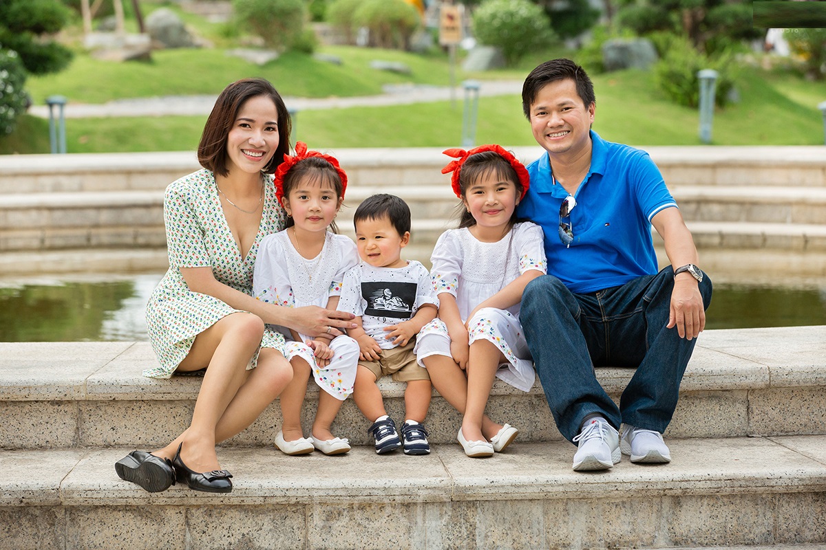 hinh anh gia dinh dong con 26 hình ảnh gia đình đông con 26