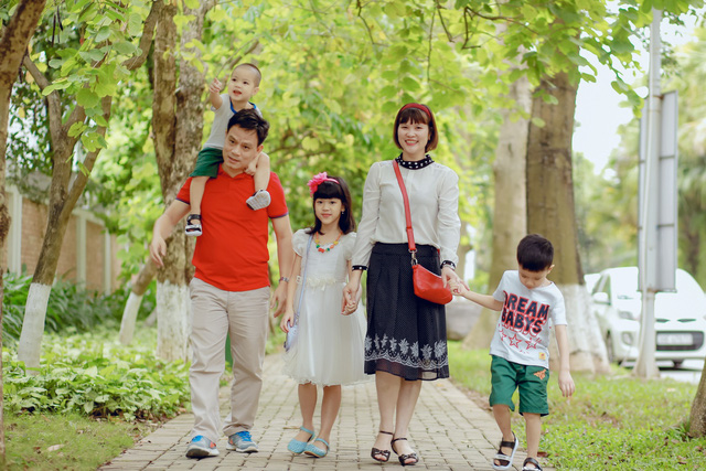 hinh anh gia dinh dong con 37 hình ảnh gia đình đông con 37