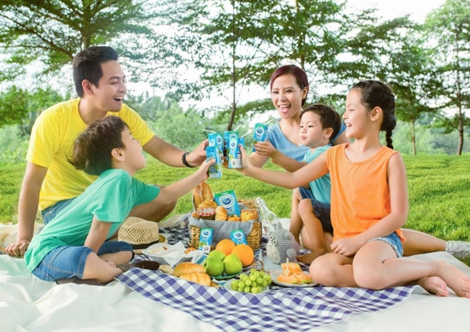 hinh anh gia dinh dong con 6 hình ảnh gia đình đông con 6