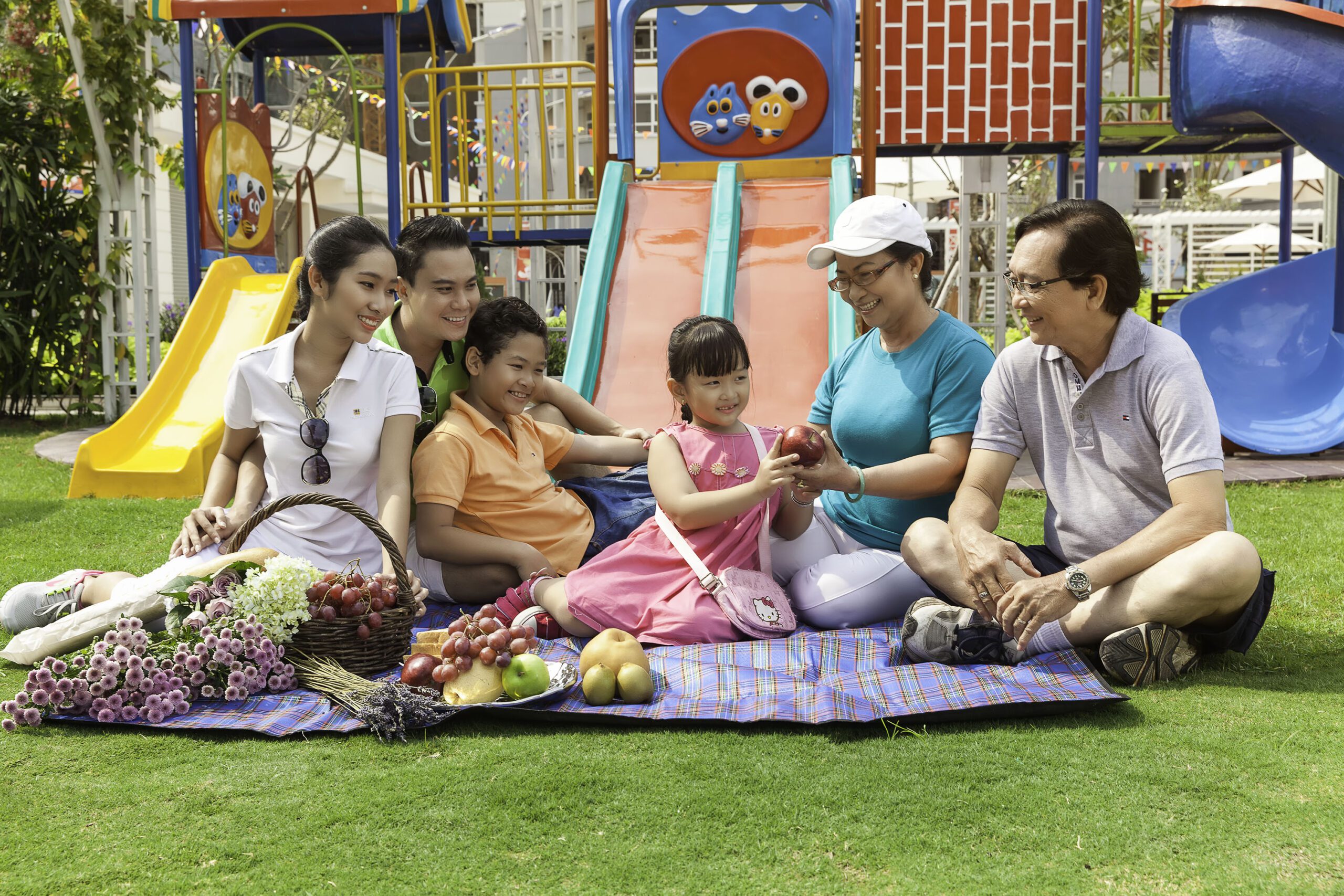 hinh anh gia dinh dong con 9 hình ảnh gia đình đông con 9