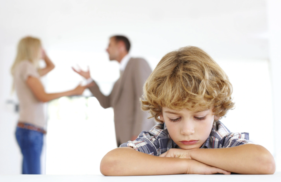 hình ảnh gia đình tan vỡ 34