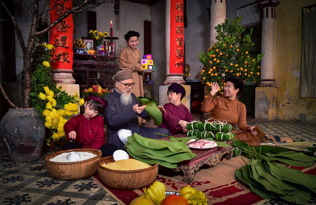 Hình ảnh gia đình vui vẻ 11