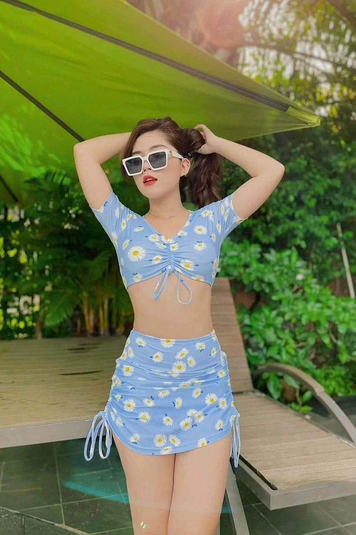 hinh gai mac bikini de thuong 1 Hình gái mặc bikini dễ thương 1