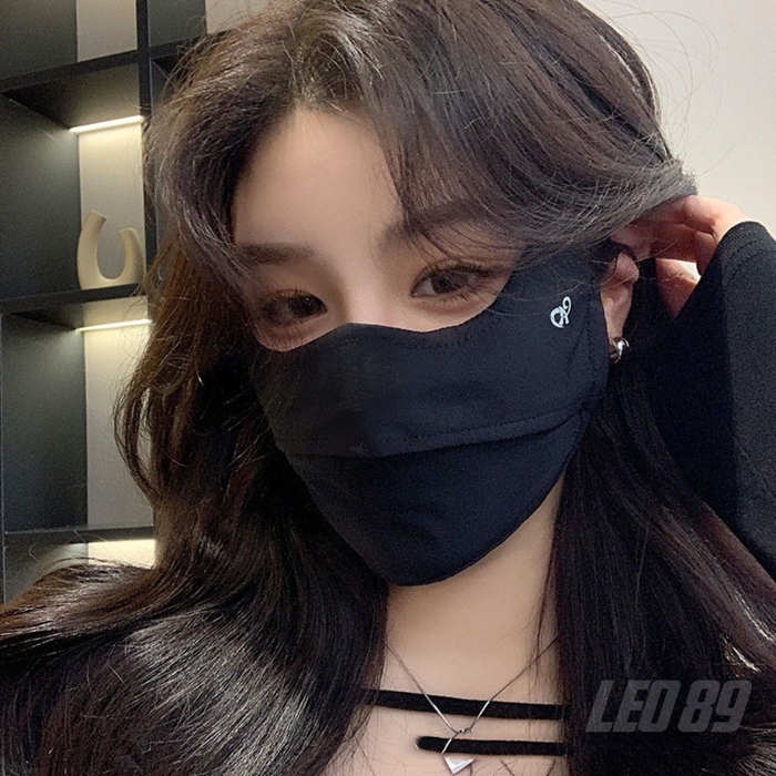 hinh gai xinh che mat 20 Hình gái xinh che mặt 20