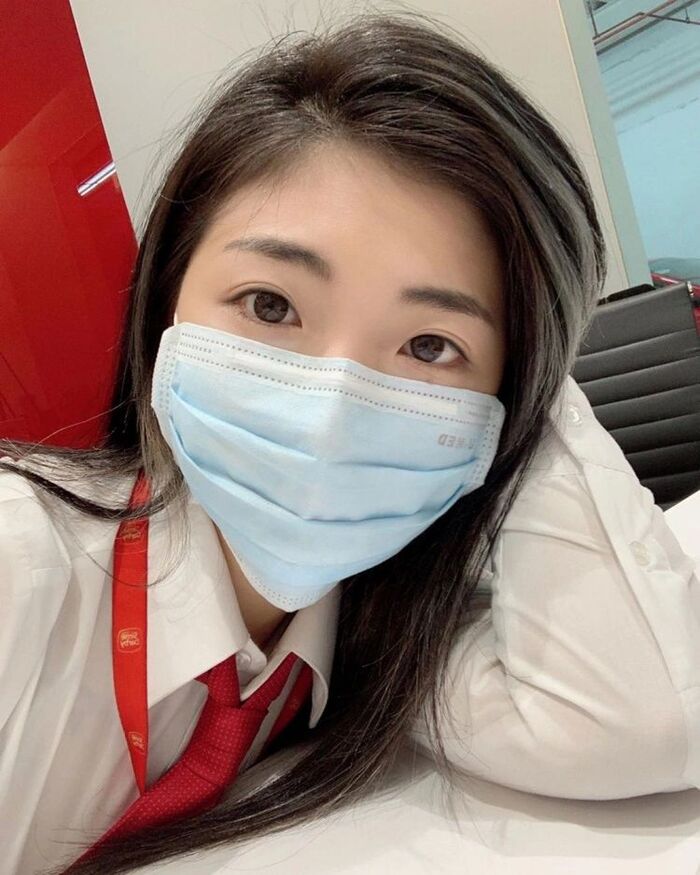 hinh gai xinh che mat 24 Hình gái xinh che mặt 24