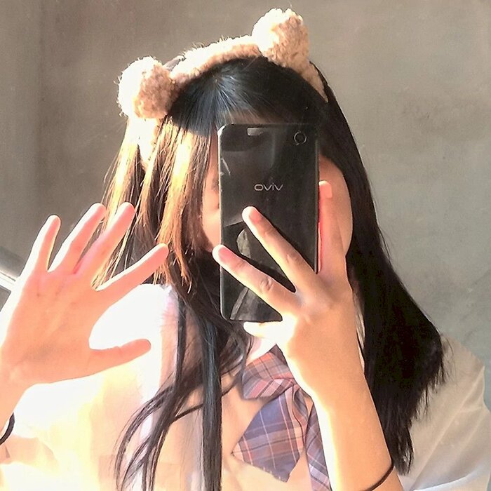 hinh gai xinh che mat 30 Hình gái xinh che mặt 30