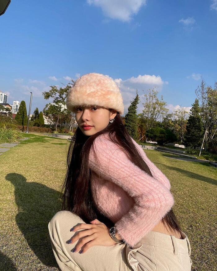 hinh gai xinh doi mu 28 Hình gái xinh đội mũ 28