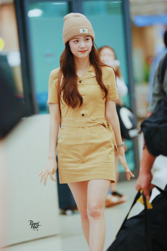 j4 15601416028251692039333 Hình gái xinh đội mũ 43